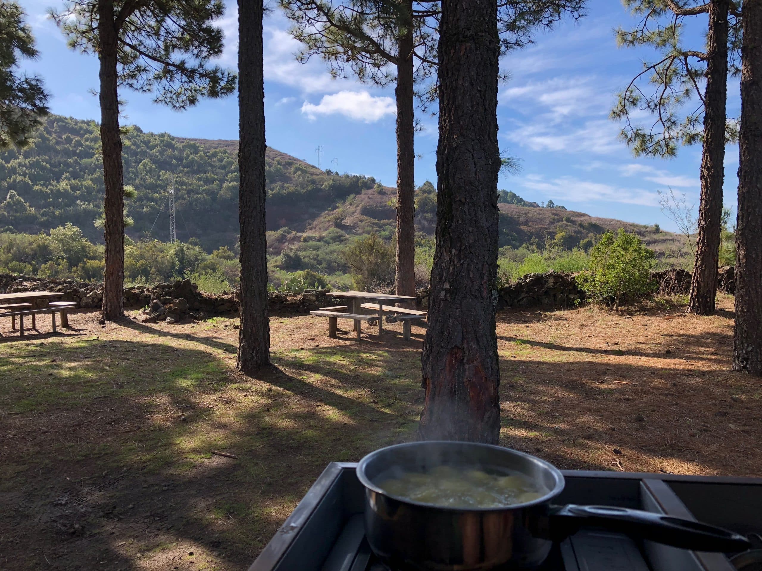 Schnelle und nahrhafte Rezepte für Camper-Reisen